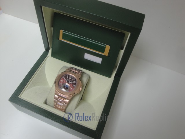 patek philippe replica nautilus rose gold moon phase 5712 orologio imitazione - immagine 3