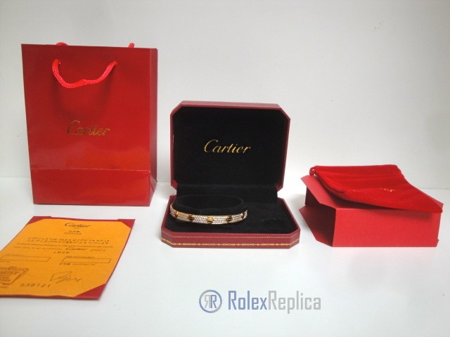 Cartier replica gioiello bracciale love yellow gold pavè diamond - immagine 4