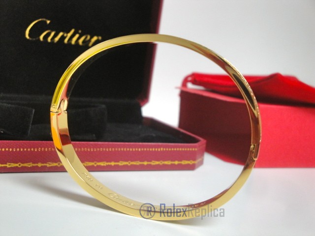 Cartier replica gioiello bracciale love yellow gold pavè diamond - immagine 15