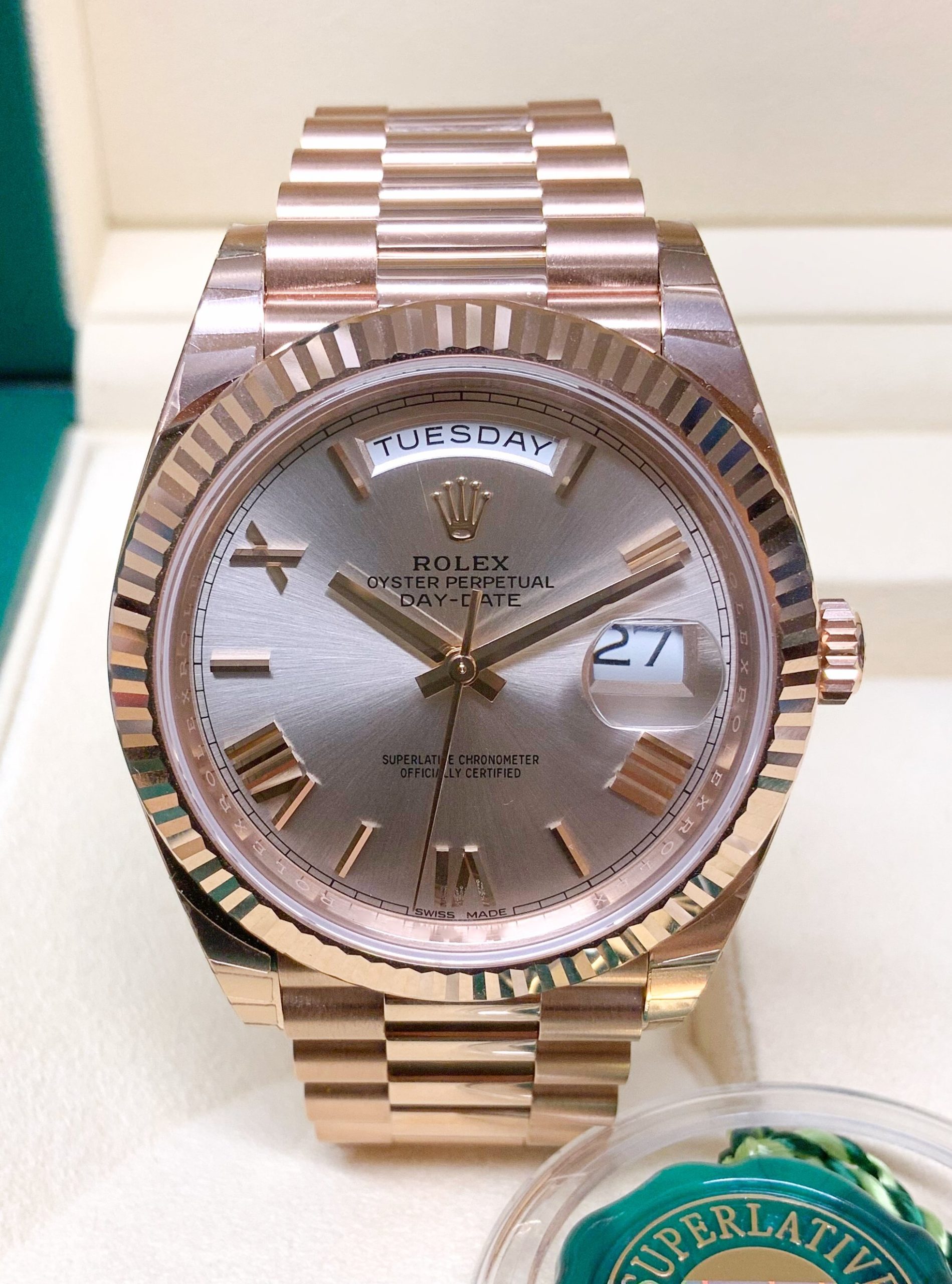 Rolex replica Day-Date 40 228235 Rose Gold clone movement